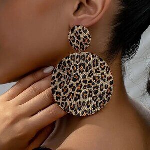 Vintage Leopard Print Round Disc Stud Earrings(Color: Leopard Print)